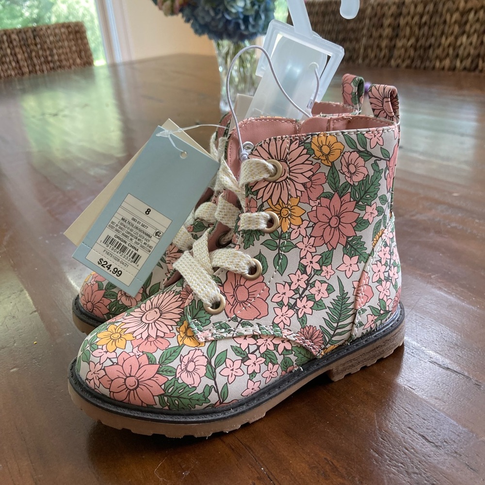 Target Cat & Jack floral boots 8